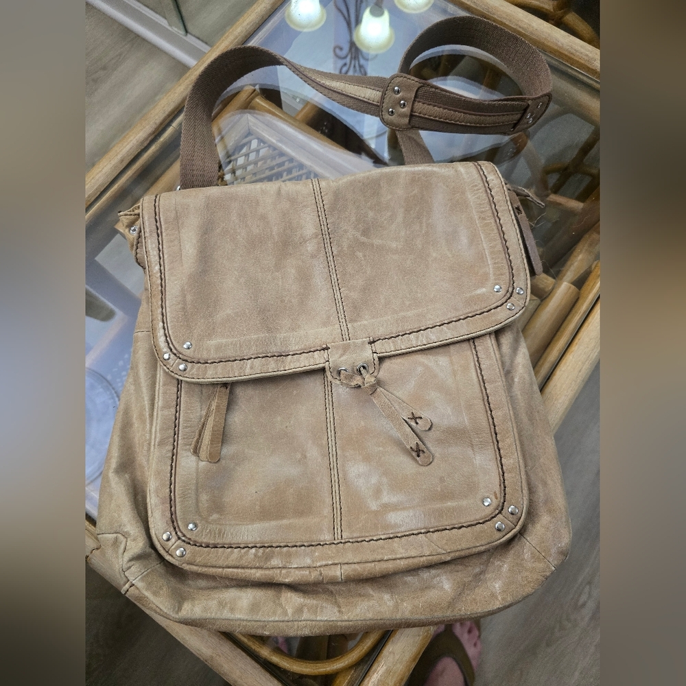 Tan Leather Clarks Messenger Bag